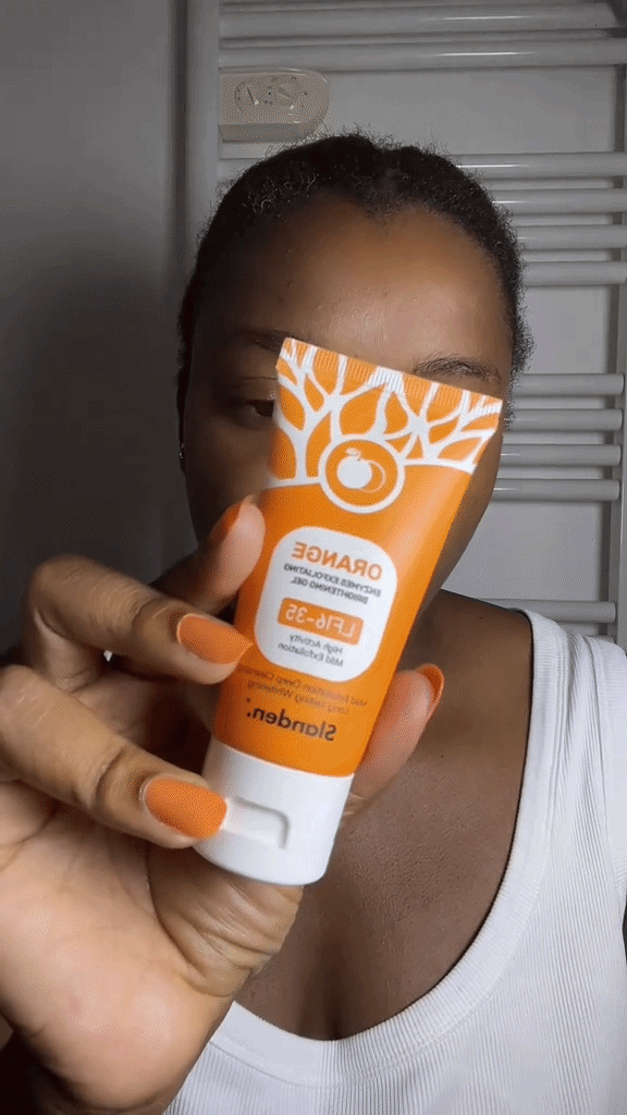 GEL EXFOLIANT À L’ORANGE –  Le secret pour une peau éclatante et sans imperfections